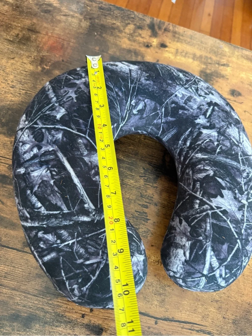 U-Shaped Travel Neck Pillow - Black Camouflage